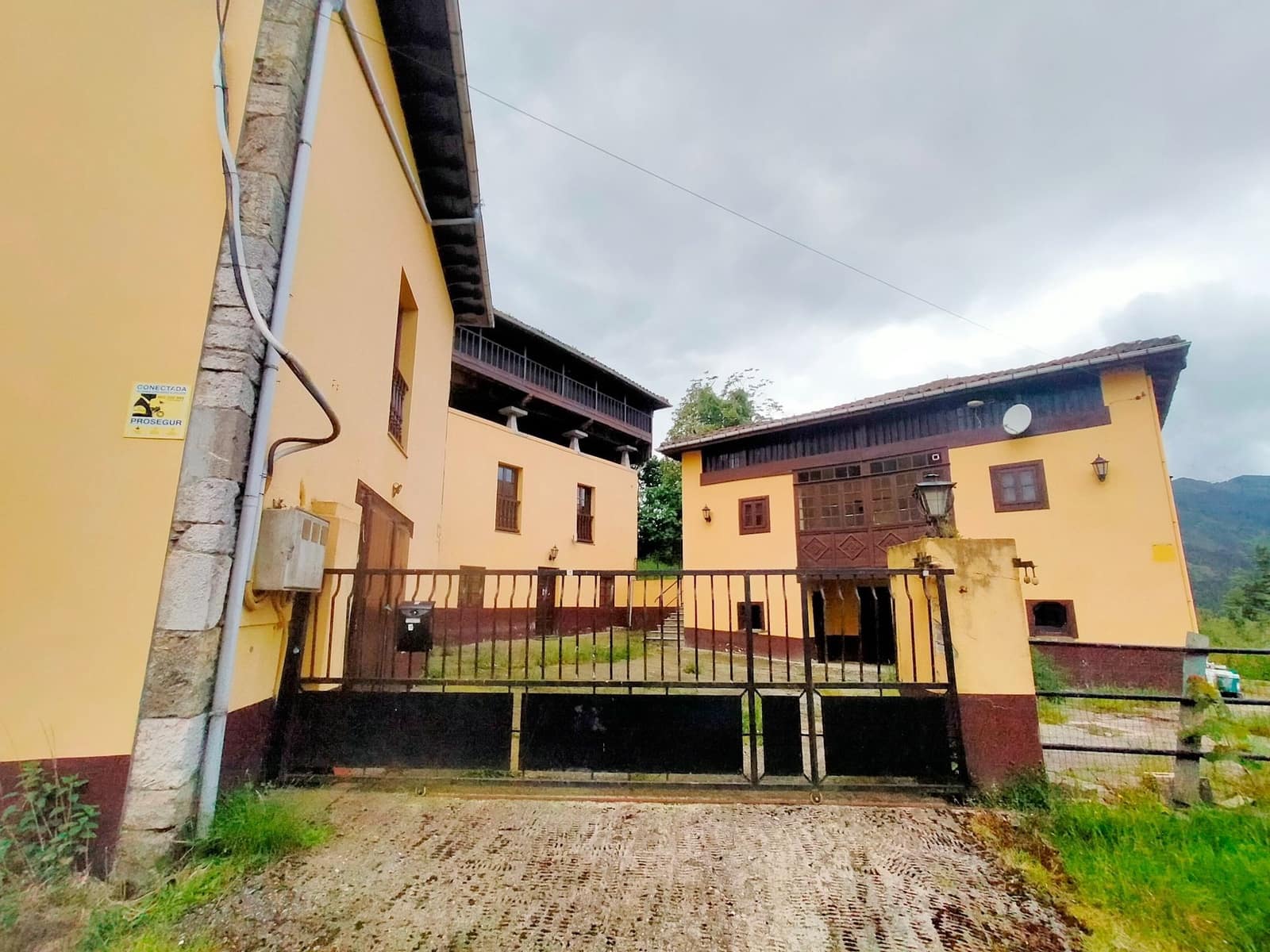 2 quarto Quinta/Casa Rural para venda em Salas com garagem - 135 000 € (Ref: 9830740)