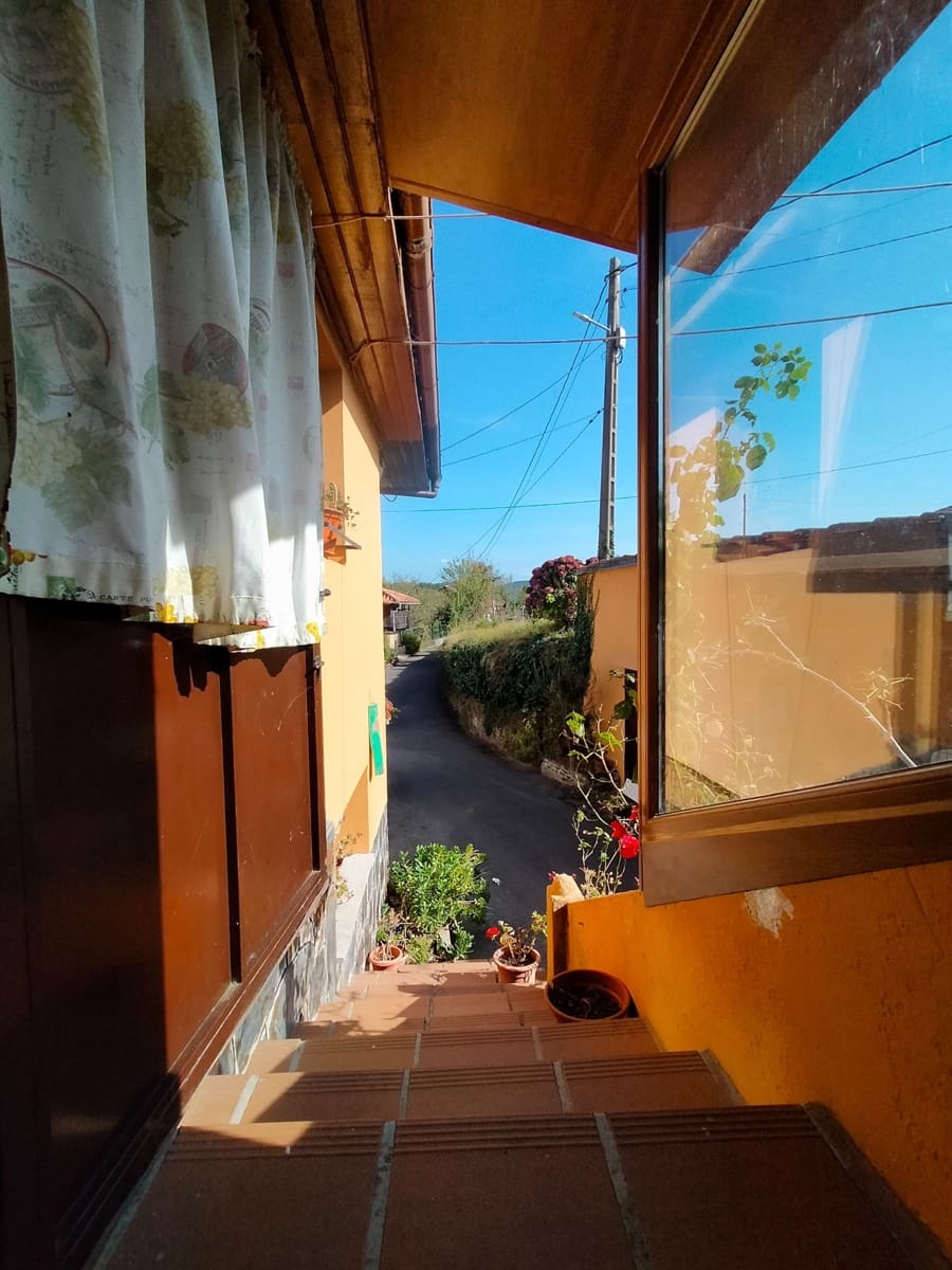 3 bedroom Townhouse for sale in Pravia - € 130,000 (Ref: 9895782)