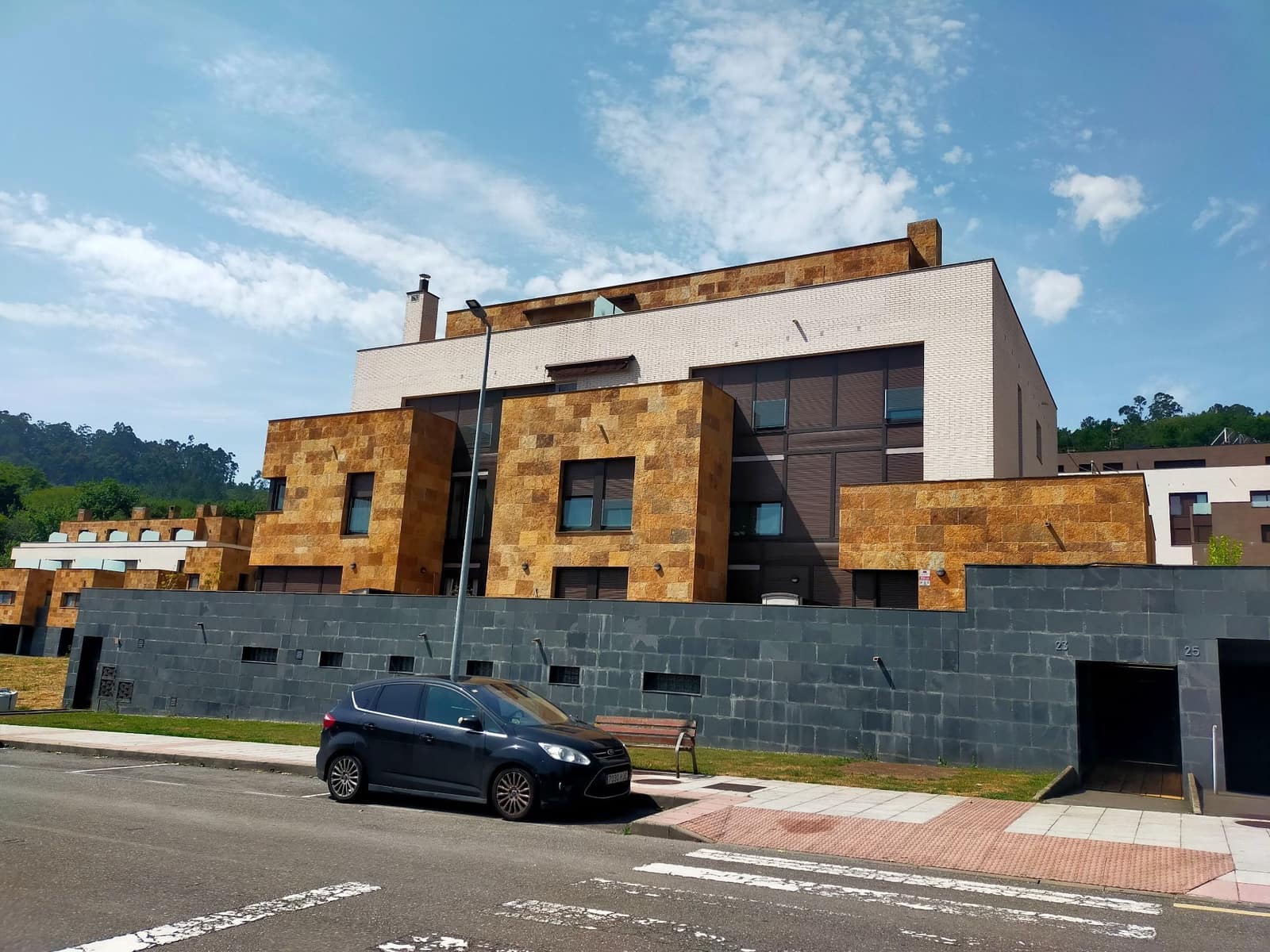 2 bedroom Flat for sale in Pravia with garage - € 200,000 (Ref: 9935566)