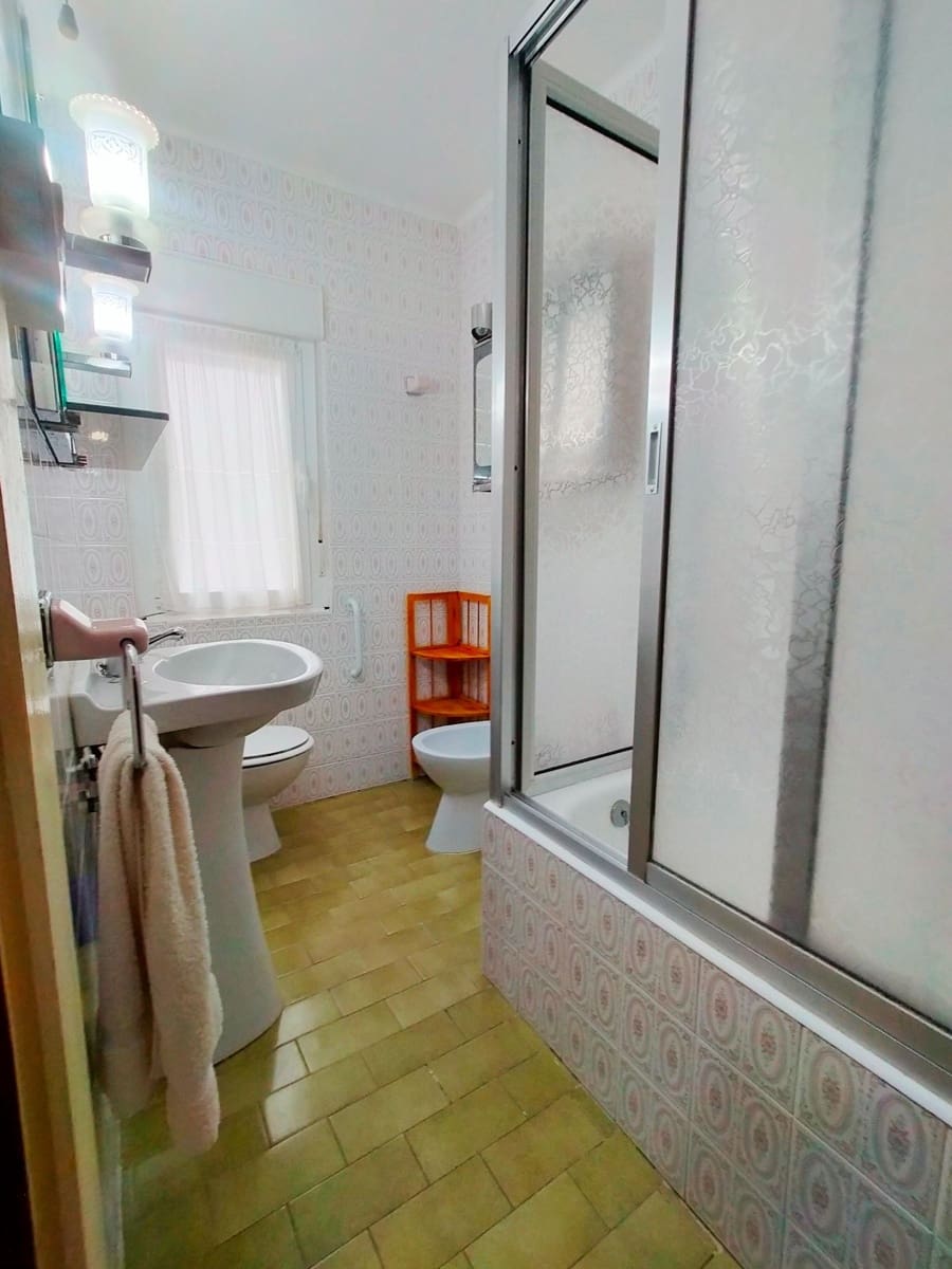 3 bedroom Flat for sale in Pravia with garage - € 120,000 (Ref: 9946982)