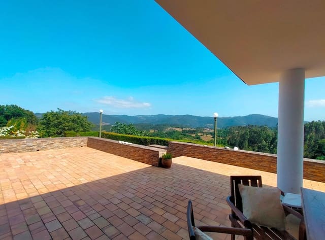 Chalet de 3 habitaciones en Pravia en venta con garaje - 500.000 € (Ref: 9967173)