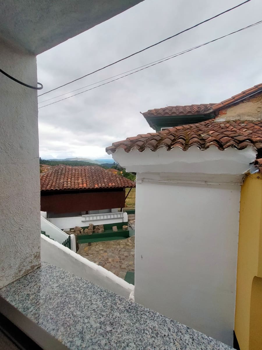 Casa de 3 habitaciones en Pravia en venta con garaje - 135.000 € (Ref: 9999534)