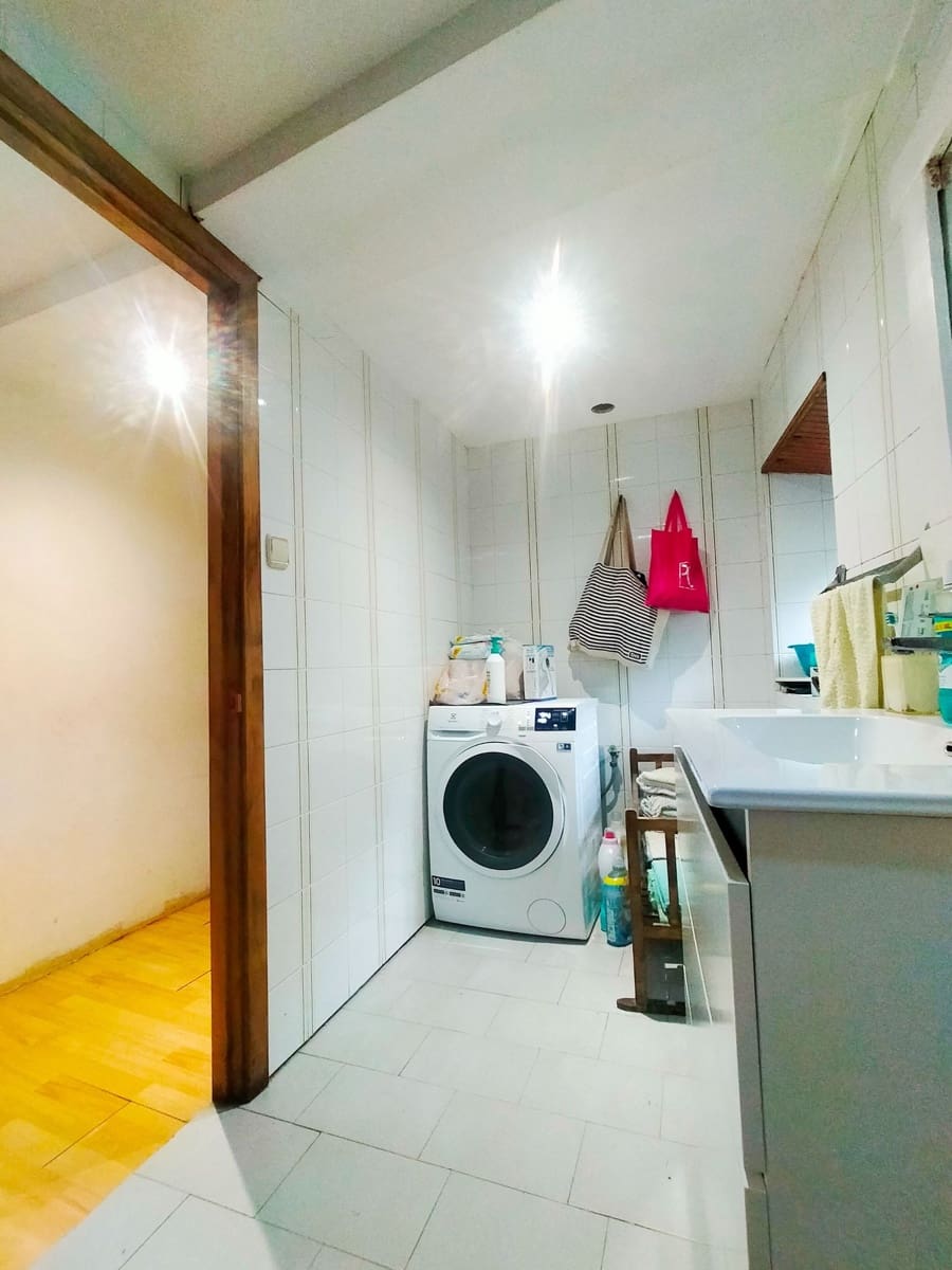 Casa de 3 habitaciones en Pravia en venta con garaje - 135.000 € (Ref: 9999534)