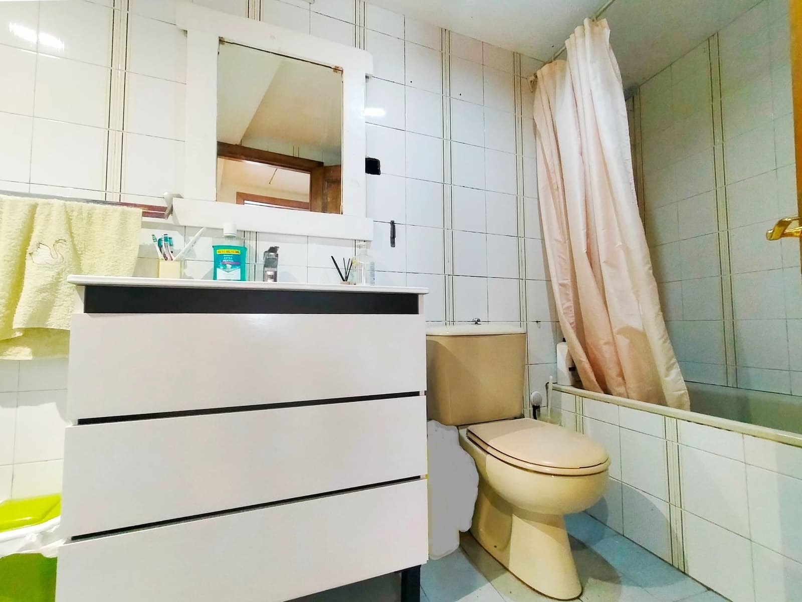 Casa de 3 habitaciones en Pravia en venta con garaje - 135.000 € (Ref: 9999534)