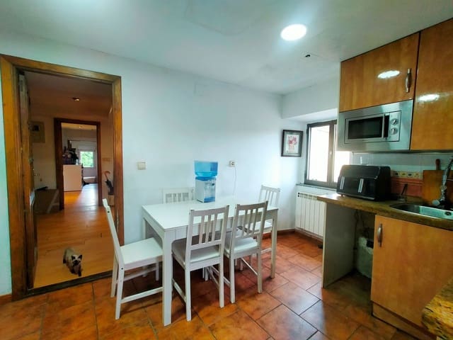 Casa de 3 habitaciones en Pravia en venta - 135.000 € (Ref: 9999534)