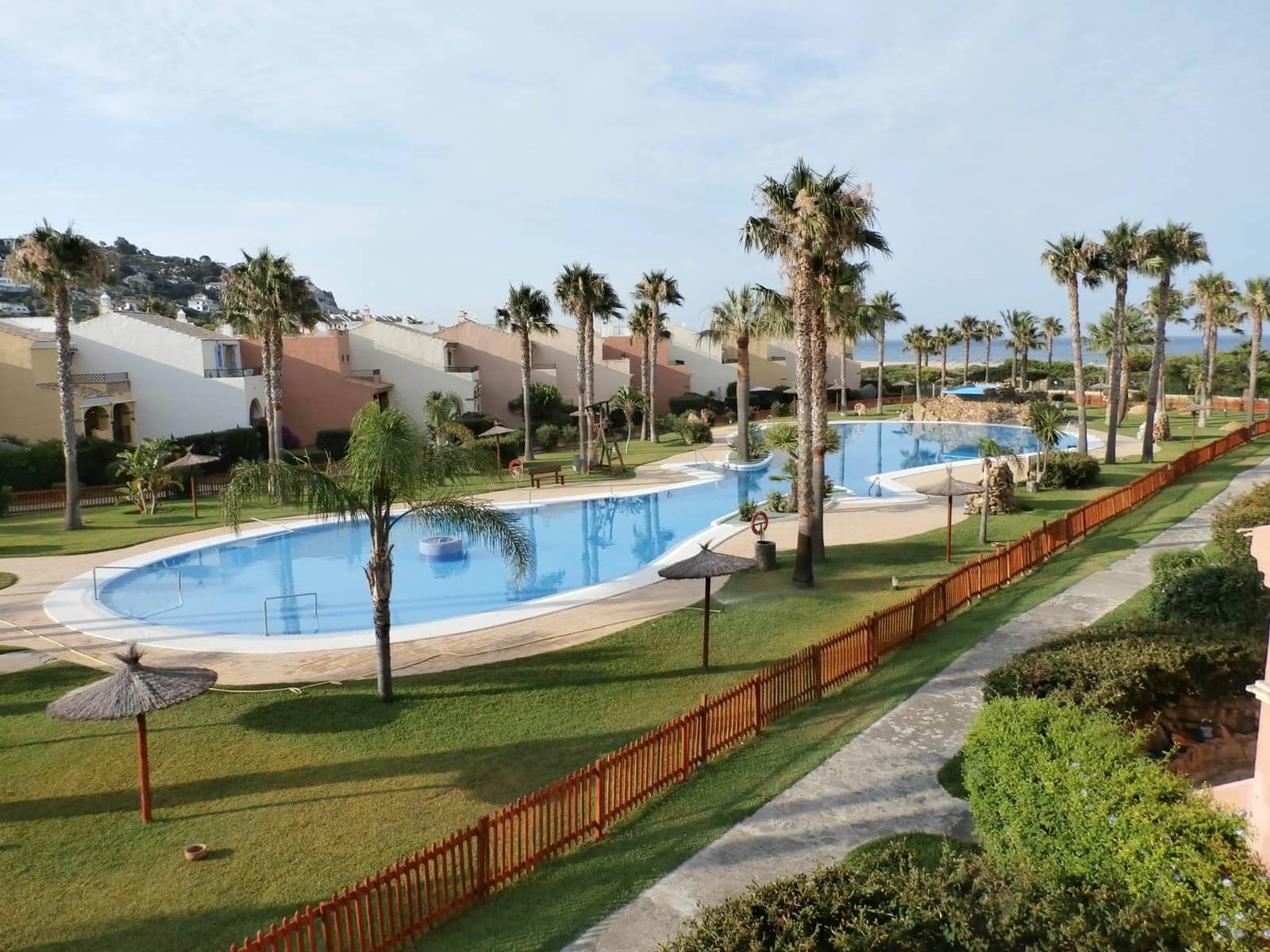 4 sypialnia Dom szeregowy na sprzedaż w Zahara de los Atunes z garażem - 750 000 € (Ref: 10104270)
