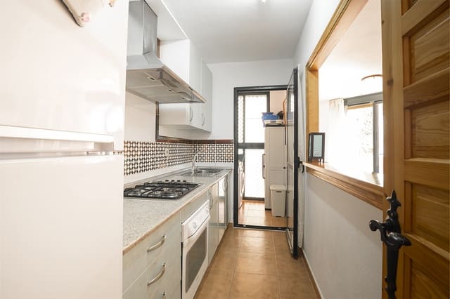 2 soverom Strandleiligheter til salgs i Zahara de los Atunes, Barbate med svømmebasseng garasje - € 315 000 (Ref: 10165343)
