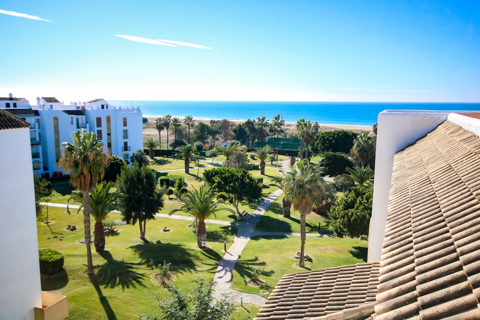 2 soverom Strandleiligheter til salgs i Zahara de los Atunes med svømmebasseng garasje - € 315 000 (Ref: 10165343)