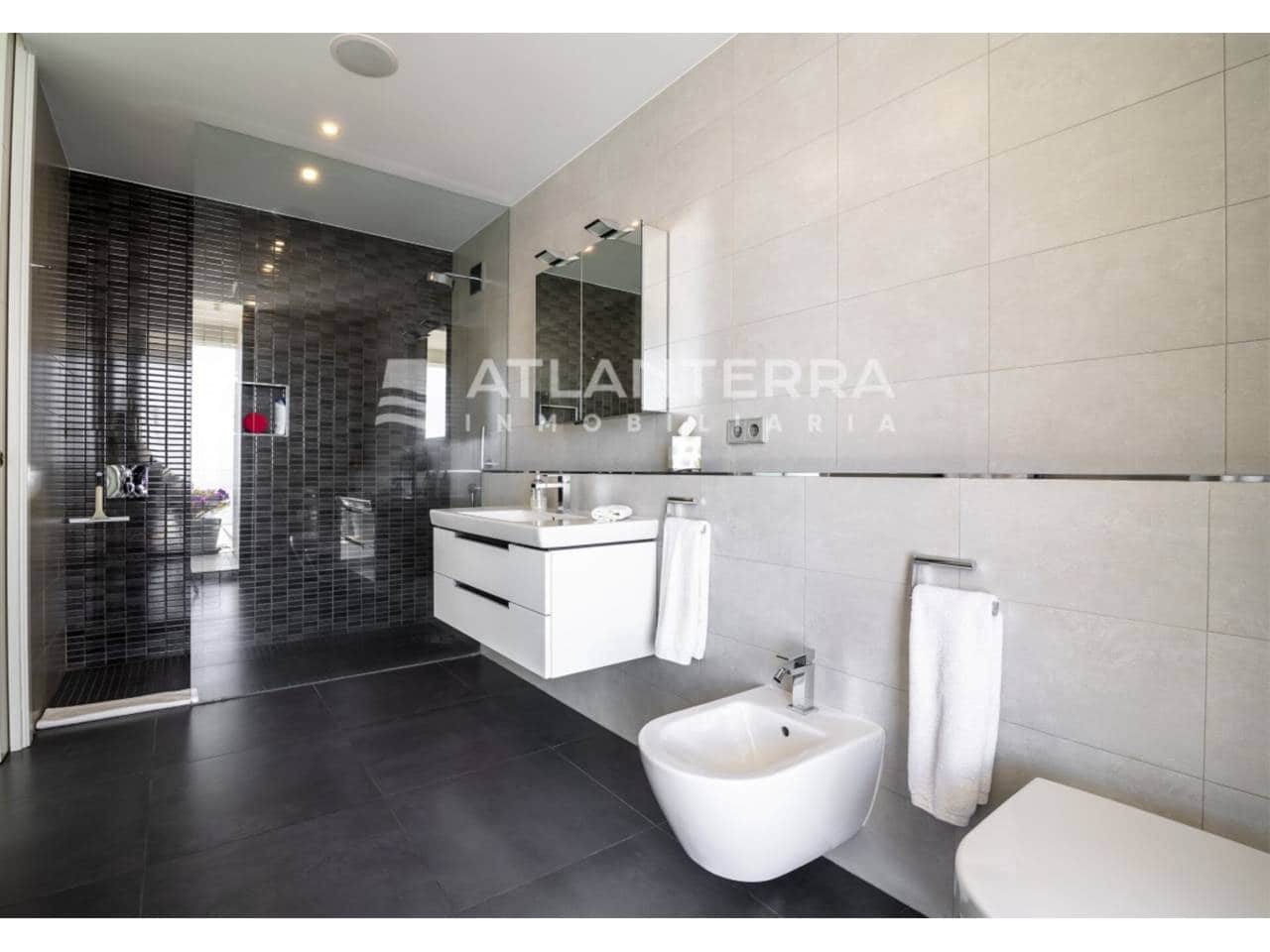 5 soveværelse Villa til salg i Tarifa med swimmingpool garage - € 3.750.000 (Ref: 8707534)