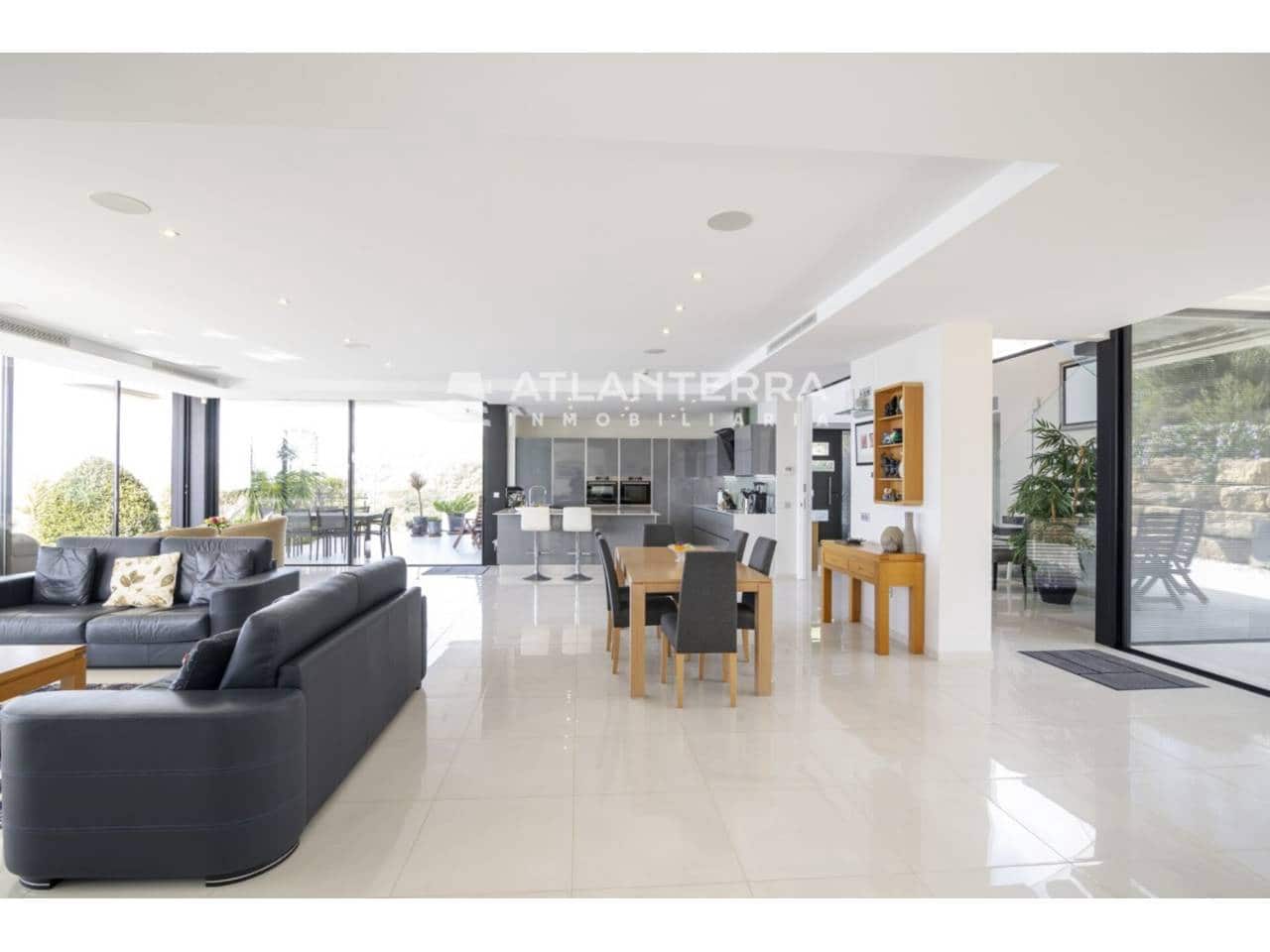 5 soveværelse Villa til salg i Tarifa med swimmingpool garage - € 3.750.000 (Ref: 8707534)