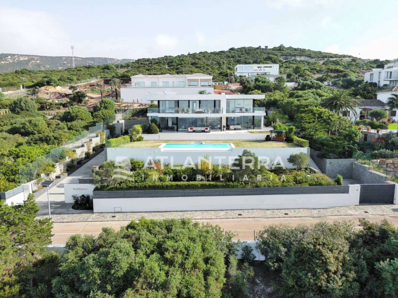 5 soveværelse Villa til salg i Tarifa med swimmingpool garage - € 3.750.000 (Ref: 8707534)