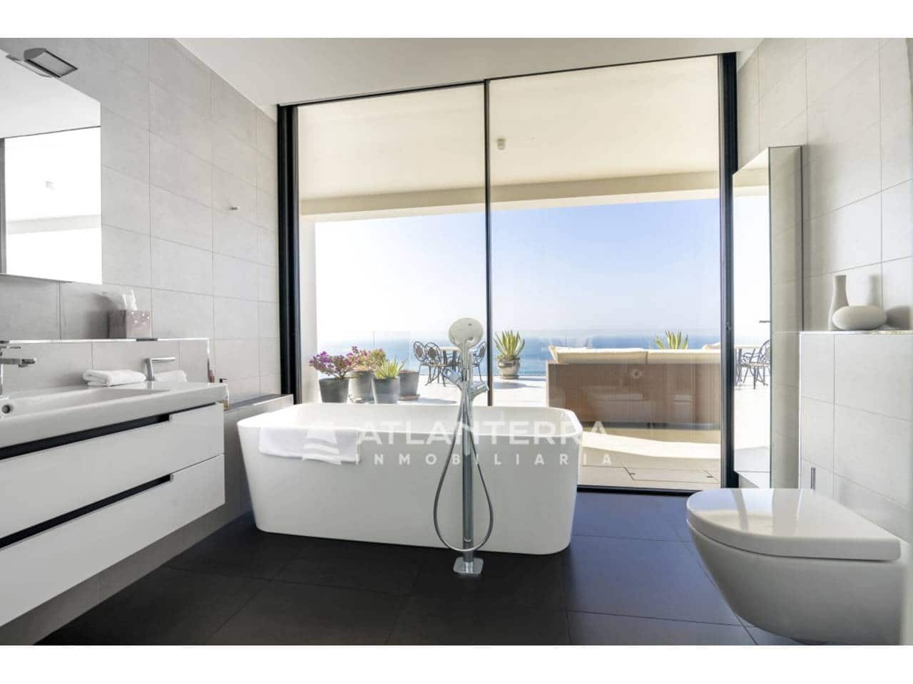 5 soveværelse Villa til salg i Tarifa med swimmingpool garage - € 3.750.000 (Ref: 8707534)