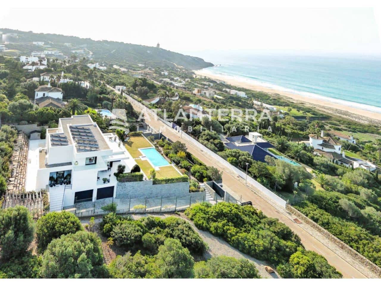 5 soveværelse Villa til salg i Tarifa med swimmingpool garage - € 3.750.000 (Ref: 8707534)