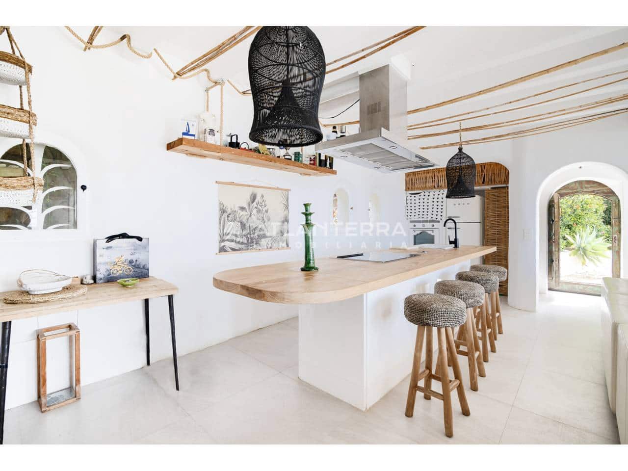 4 soveværelse Villa til salg i Tarifa med swimmingpool - € 1.395.000 (Ref: 9007252)