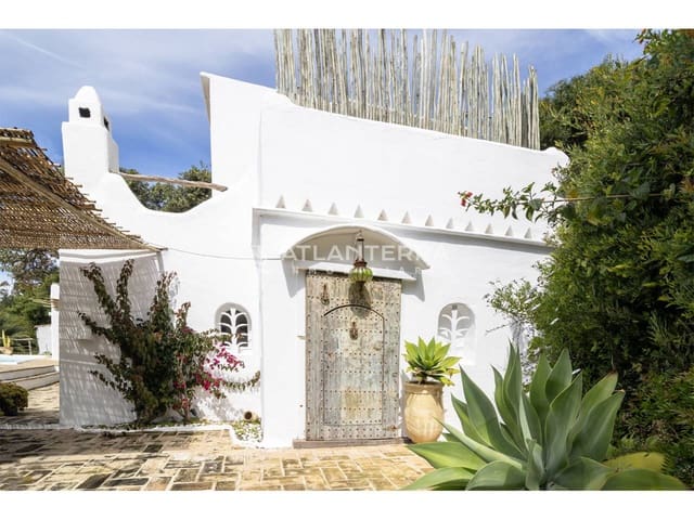 4 bedroom Villa for sale in Tarifa with pool - € 1,395,000 (Ref: 9007252)