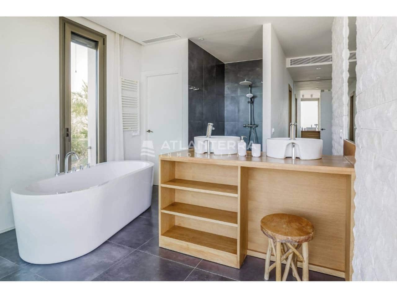 4 Zimmer Villa zu verkaufen in Tarifa mit Pool - 2.950.000 € (Ref: 9454761)