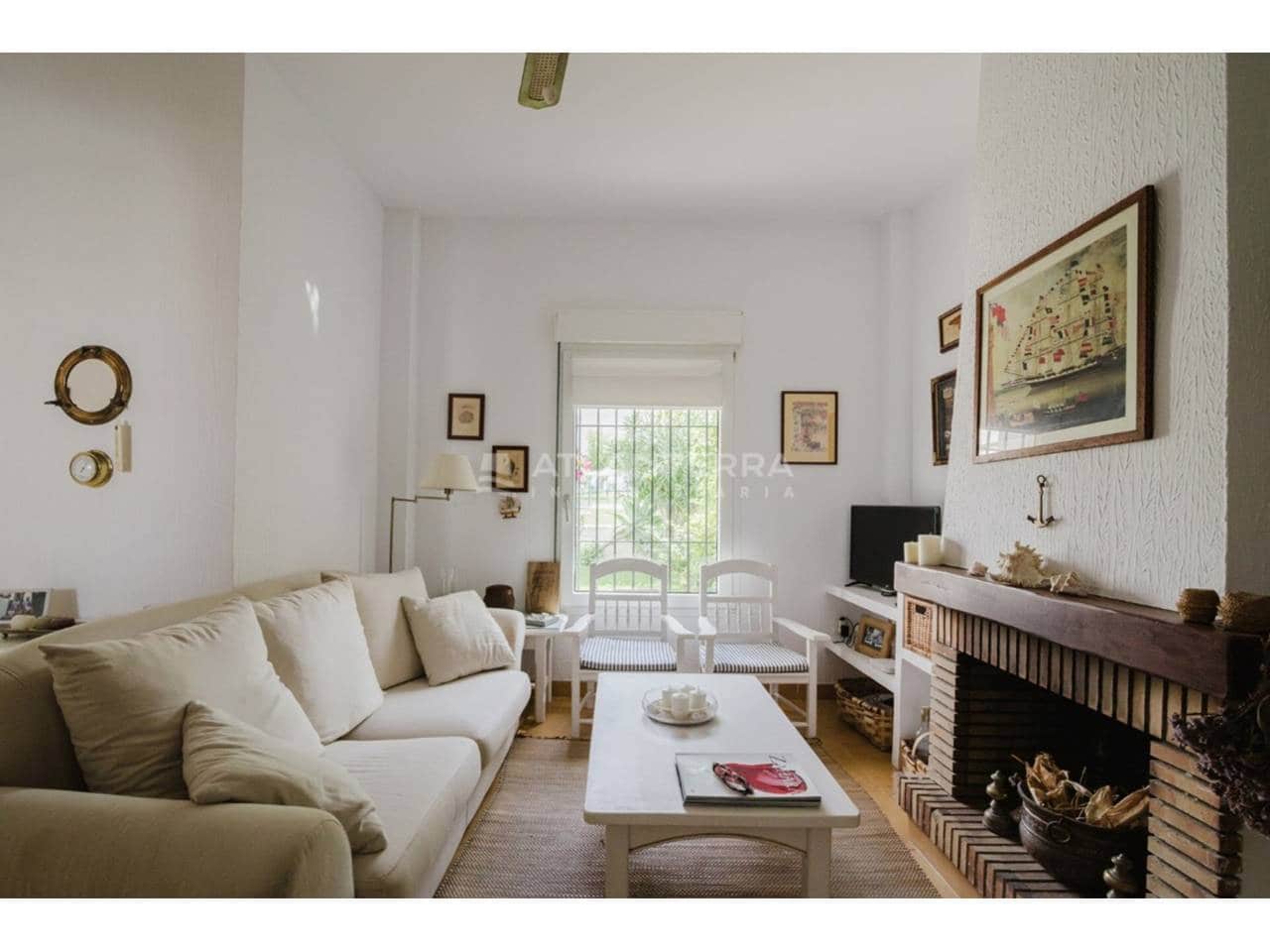 3 makuuhuone Paritalo myytävänä paikassa Zahara de los Atunes mukana uima-altaan 
autotalli - 595 000 € (Ref: 9569261)