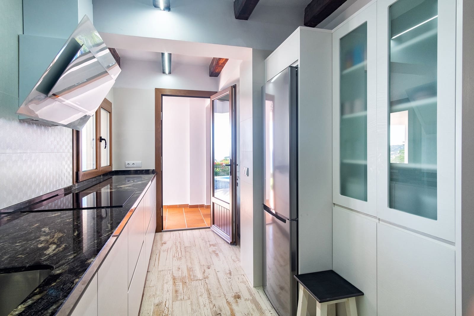 Casa de 4 habitaciones en Zahara de los Atunes en venta con piscina garaje - 2.700.000 € (Ref: 9649918)