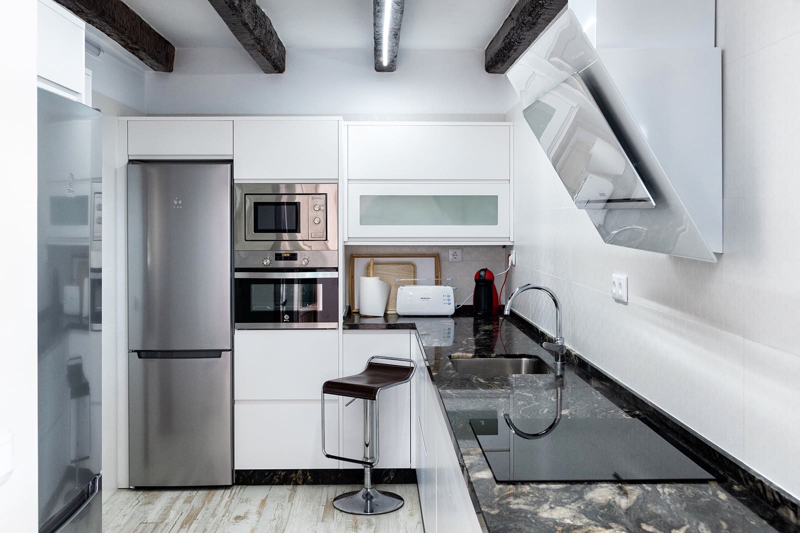 Casa de 4 habitaciones en Zahara de los Atunes en venta con piscina garaje - 2.700.000 € (Ref: 9649918)