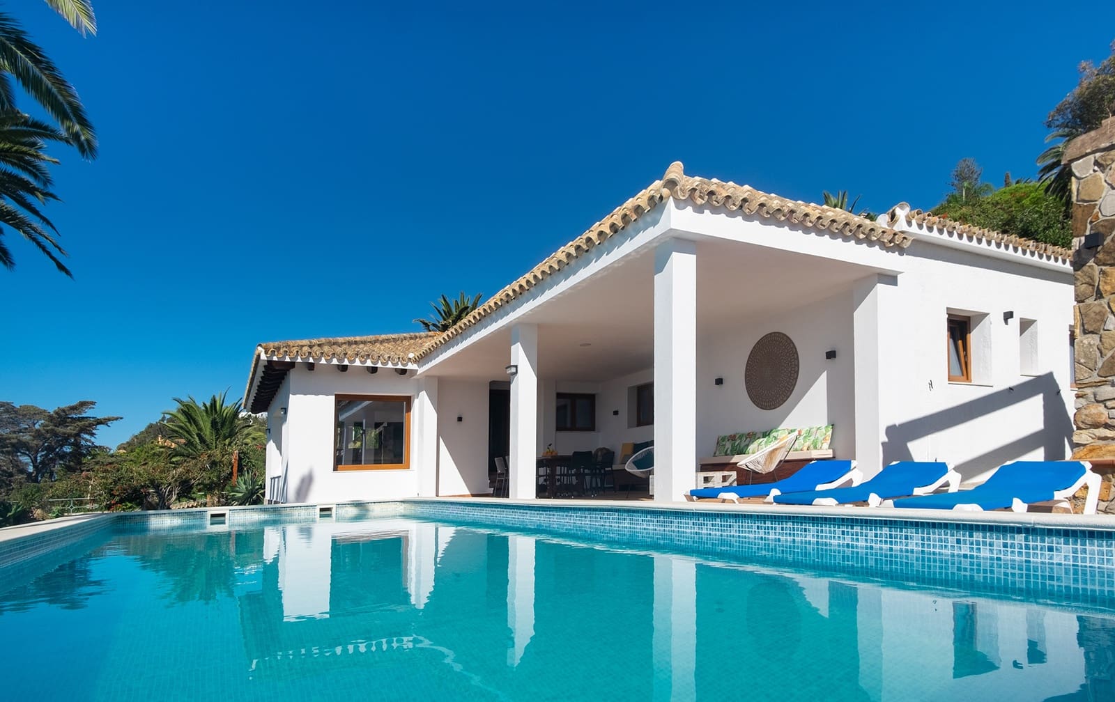 Casa de 4 habitaciones en Zahara de los Atunes en venta con piscina garaje - 2.700.000 € (Ref: 9649918)