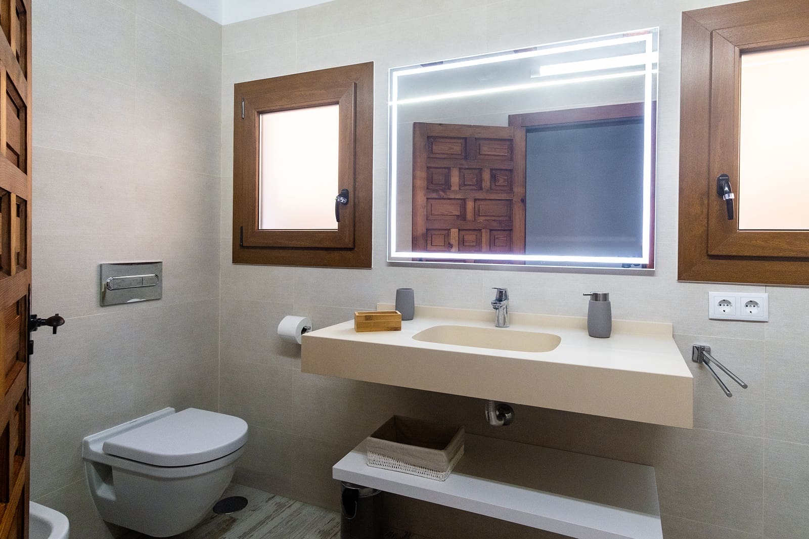 Casa de 4 habitaciones en Zahara de los Atunes en venta con piscina garaje - 2.700.000 € (Ref: 9649918)