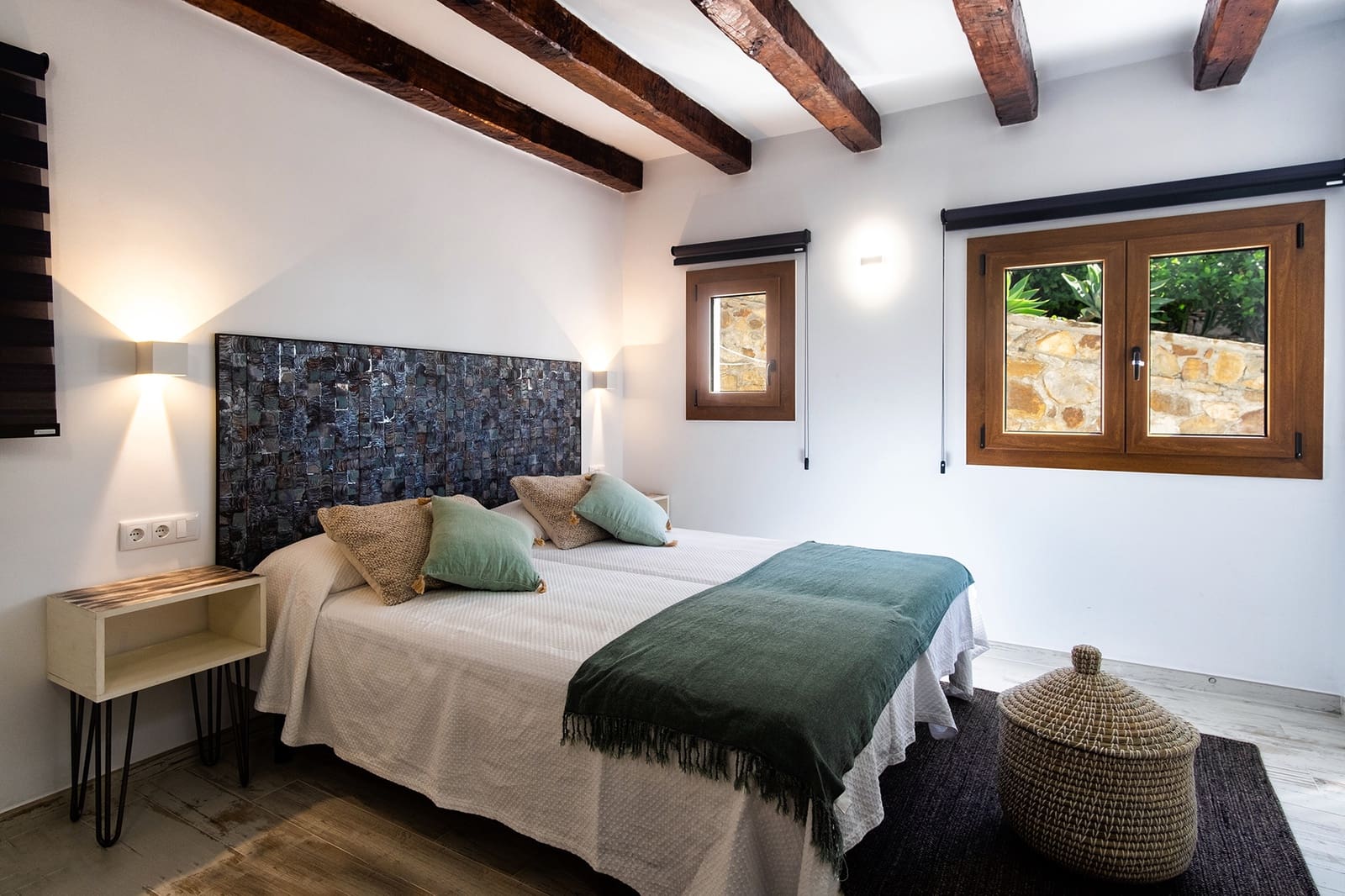 Casa de 4 habitaciones en Zahara de los Atunes en venta con piscina garaje - 2.700.000 € (Ref: 9649918)