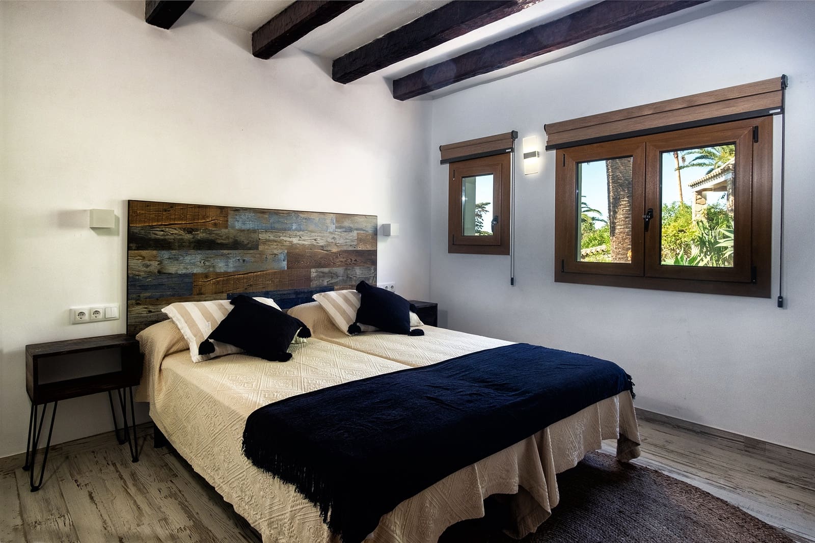 Casa de 4 habitaciones en Zahara de los Atunes en venta con piscina garaje - 2.700.000 € (Ref: 9649918)