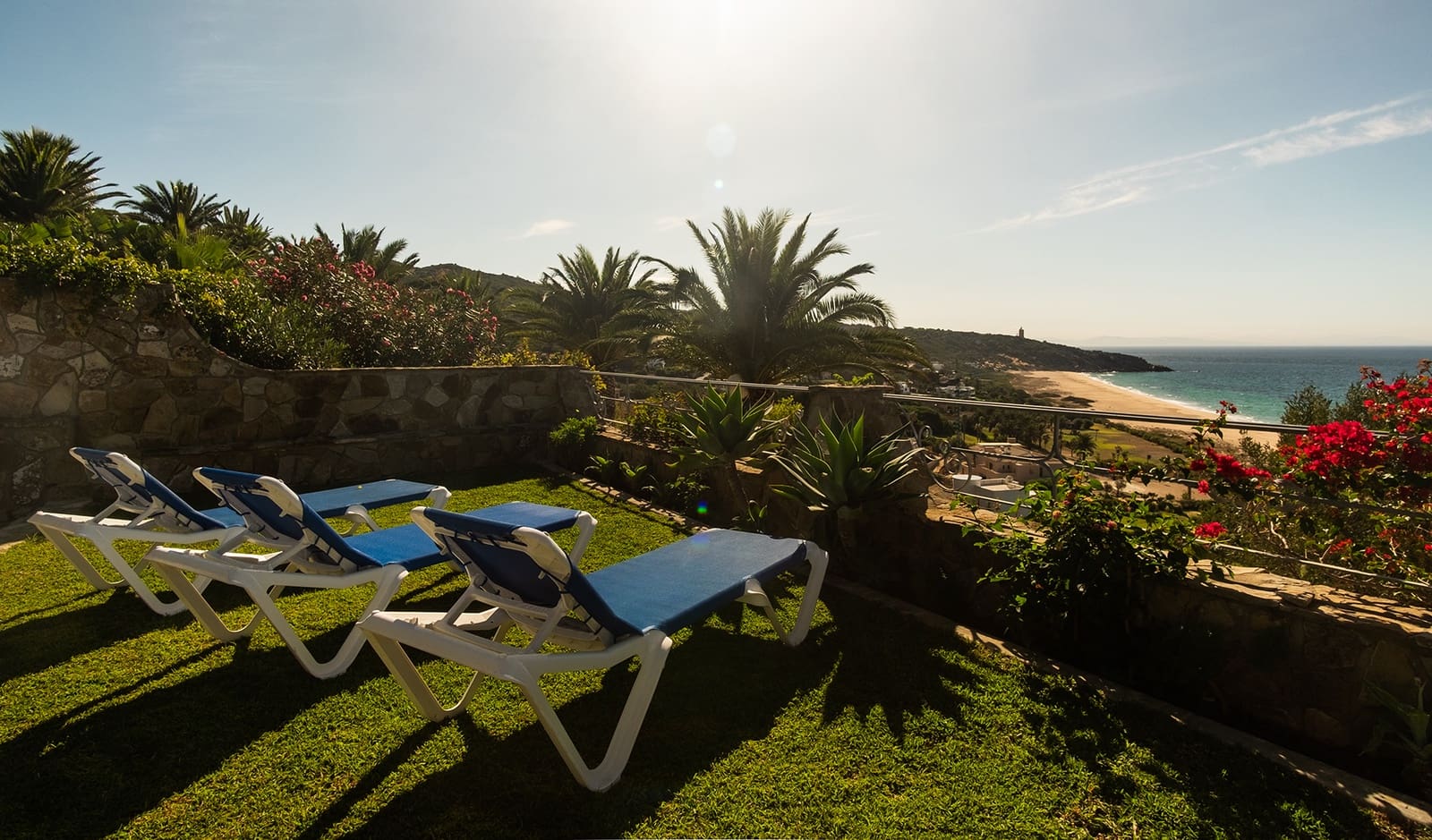 Casa de 4 habitaciones en Zahara de los Atunes en venta con piscina garaje - 2.700.000 € (Ref: 9649918)