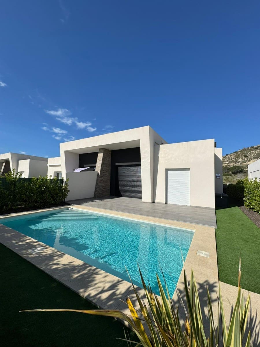 Chalet de 3 habitaciones en Algorfa en venta con piscina - 449.000 € (Ref: 10055737)