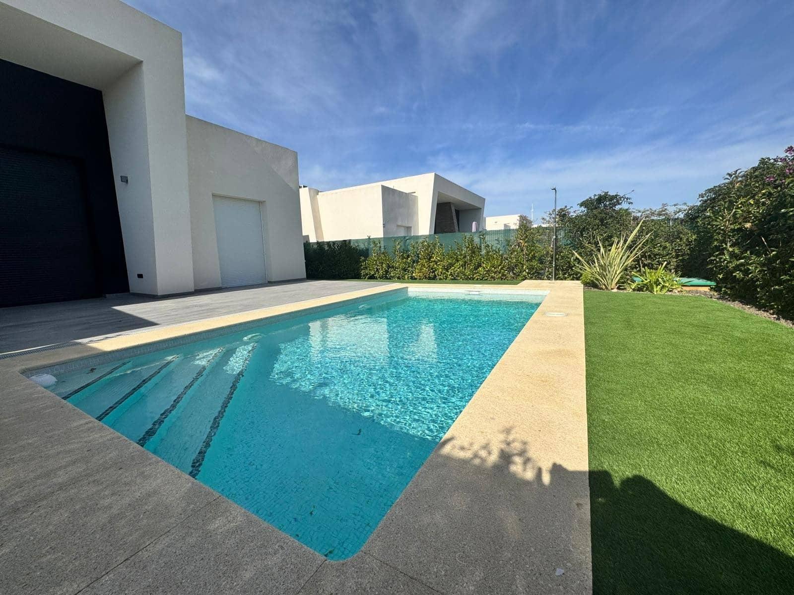 Chalet de 3 habitaciones en Algorfa en venta con piscina - 449.000 € (Ref: 10055737)