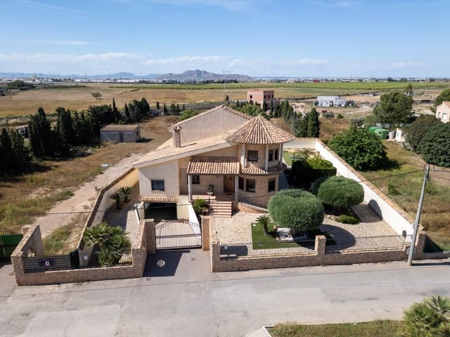 4 bedroom Villa for sale in Las Lomas de Rame - Bahía Bella, Los Alcázares with pool garage - € 935,000 (Ref: 10057553)