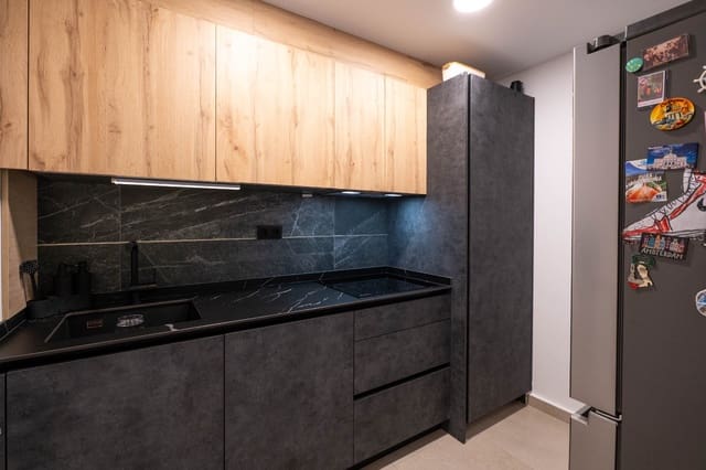 4 Zimmer Villa zu verkaufen in Algorfa mit Pool Garage - 699.000 € (Ref: 10057556)