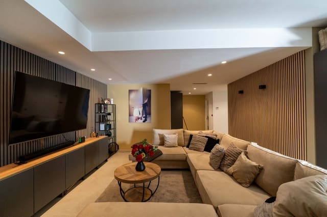 4 Zimmer Villa zu verkaufen in Algorfa mit Pool Garage - 699.000 € (Ref: 10057556)