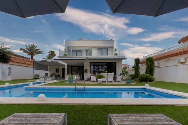 3 soveværelse Villa til salg i Murcia by med swimmingpool garage - € 1.698.000 (Ref: 10059525)