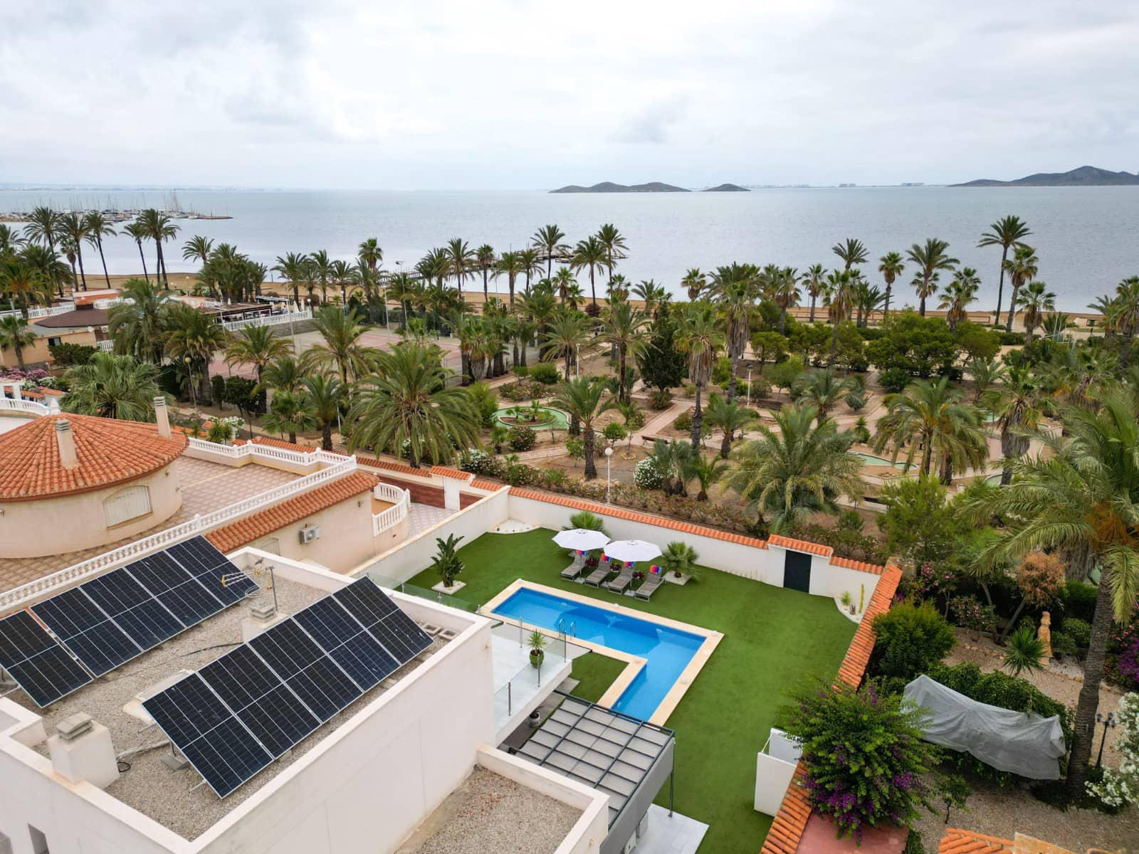 3 soveværelse Villa til salg i Murcia by med swimmingpool garage - € 1.698.000 (Ref: 10059525)