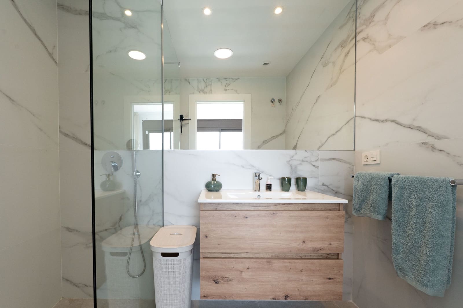 2 soverom Penthouse til salgs i Los Alcazares med svømmebasseng garasje - € 535 000 (Ref: 10060212)