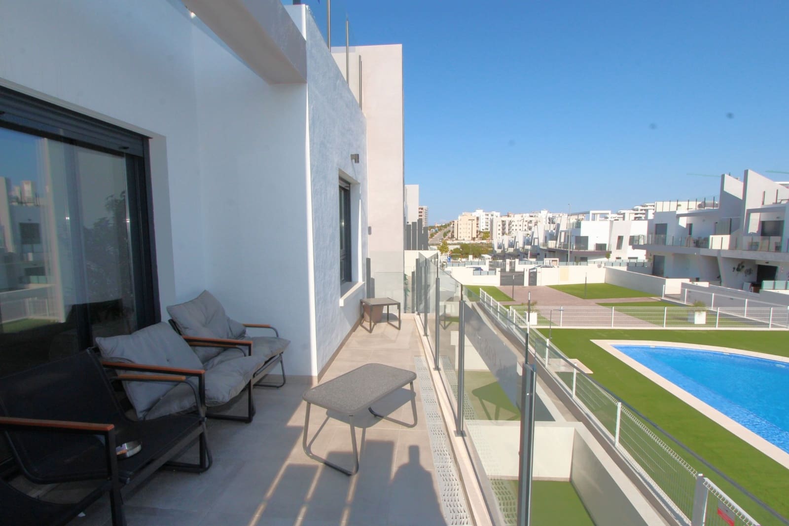 Ático de 2 habitaciones en San Miguel de Salinas en venta con piscina - 249.900 € (Ref: 10060350)