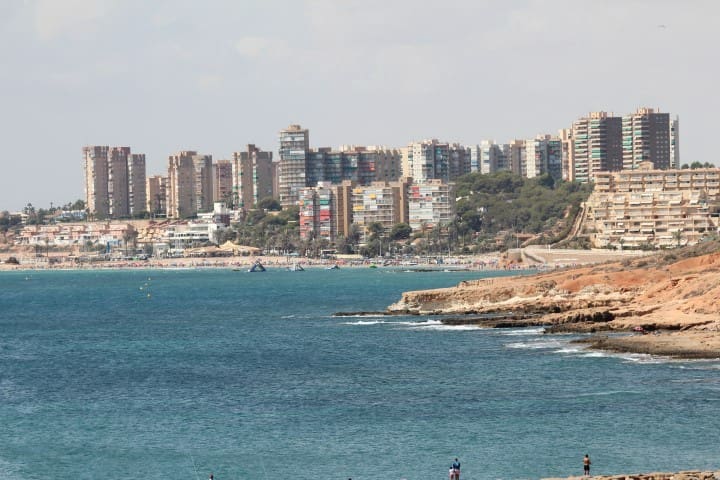 2 Zimmer Apartment zu verkaufen in Dehesa de Campoamor mit Pool Garage - 330.000 € (Ref: 10086764)