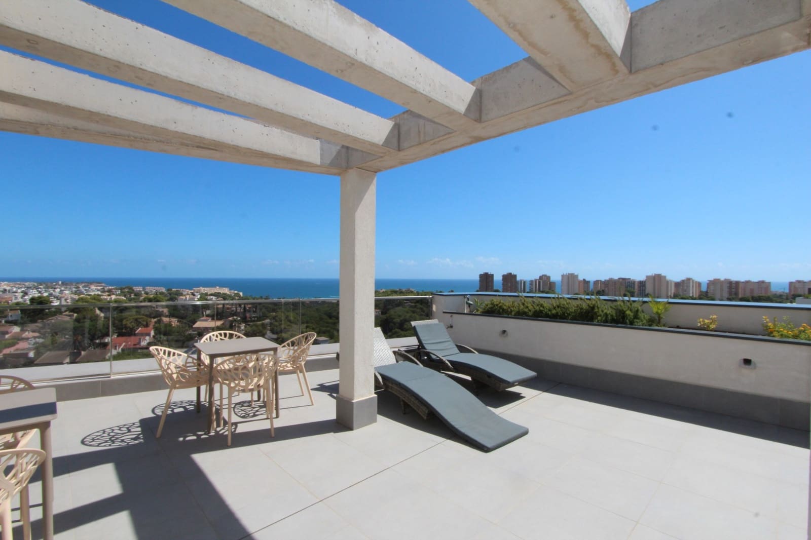 2 Zimmer Apartment zu verkaufen in Dehesa de Campoamor mit Pool Garage - 330.000 € (Ref: 10086764)