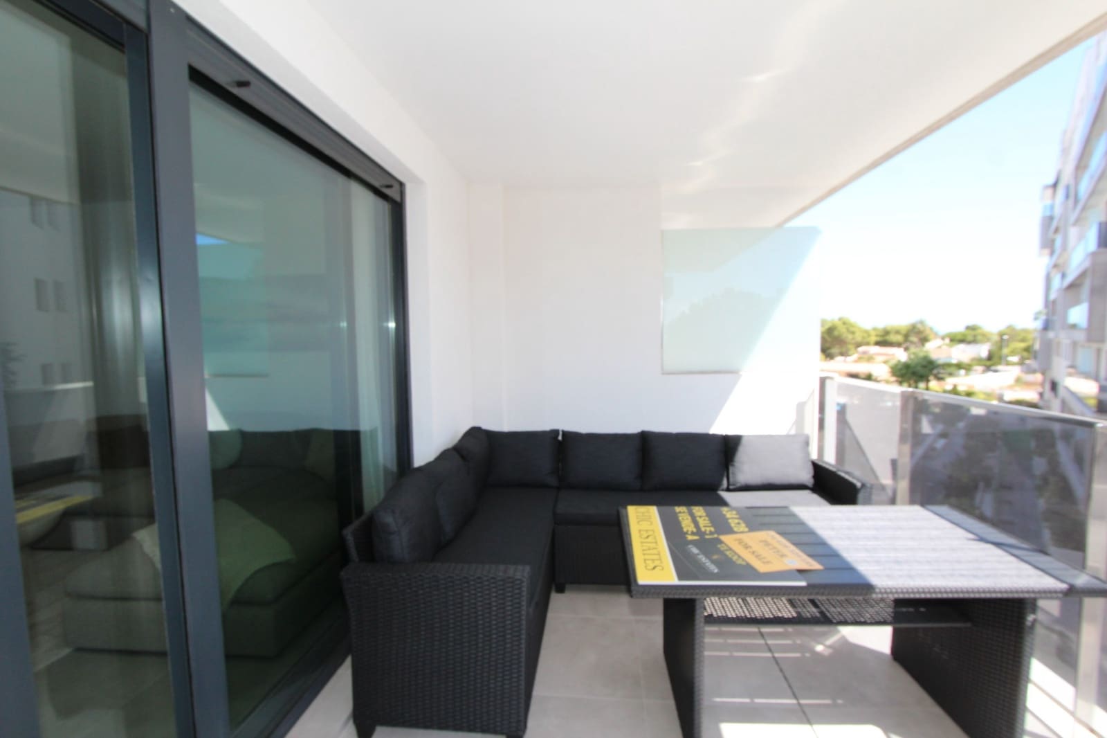 2 Zimmer Apartment zu verkaufen in Dehesa de Campoamor mit Pool Garage - 330.000 € (Ref: 10086764)