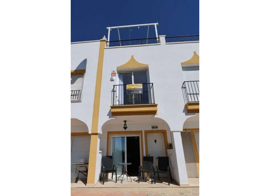 3 bedroom Townhouse for sale in Torre-Pacheco with pool - € 164,000 (Ref: 10116082)