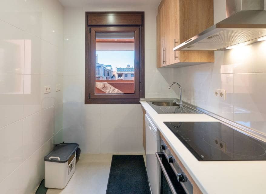 Ático de 2 habitaciones en Los Alcázares en venta con piscina garaje - 185.000 € (Ref: 10116083)