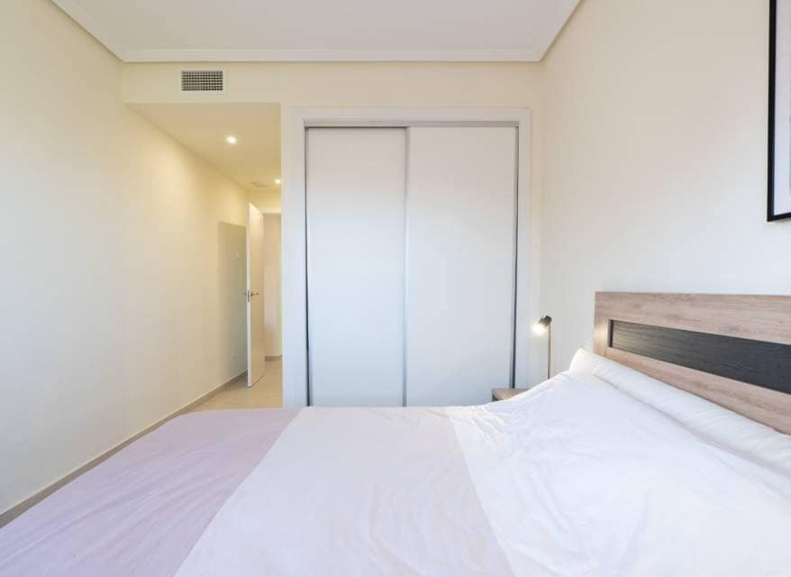 Ático de 2 habitaciones en Los Alcázares en venta con piscina garaje - 185.000 € (Ref: 10116083)