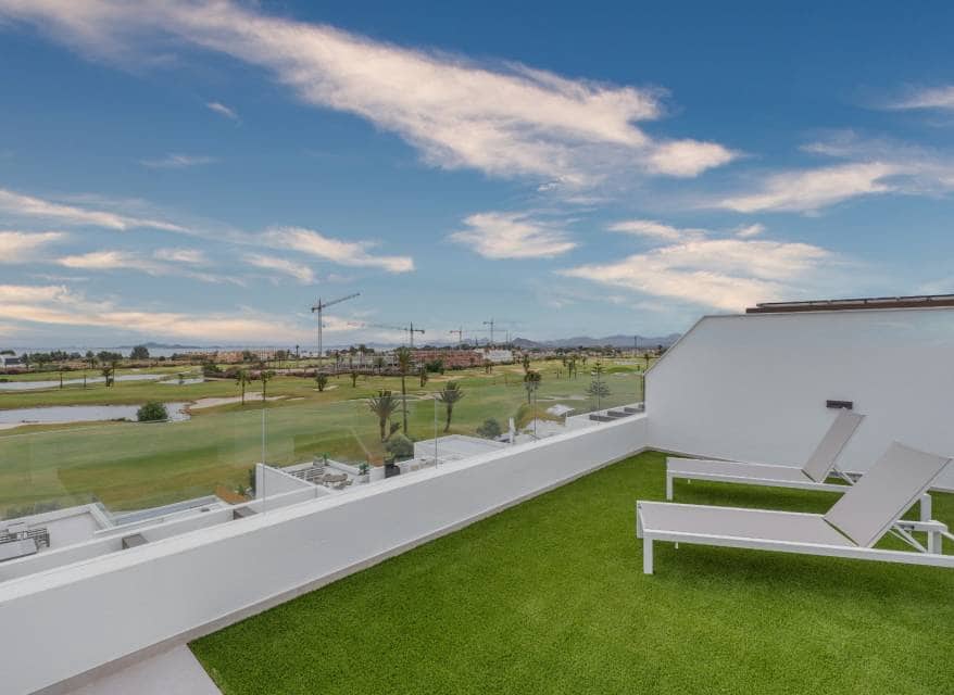 2 sypialnia Penthouse na sprzedaż w Los Alcazares z basenem garażem - 499 000 € (Ref: 10116084)