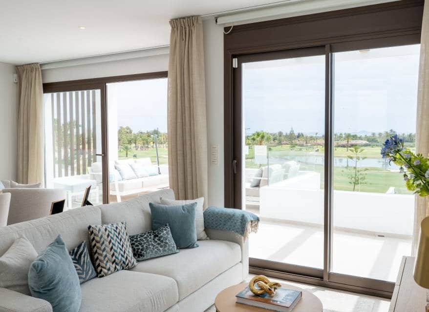 2 sypialnia Penthouse na sprzedaż w Los Alcazares z basenem garażem - 499 000 € (Ref: 10116084)