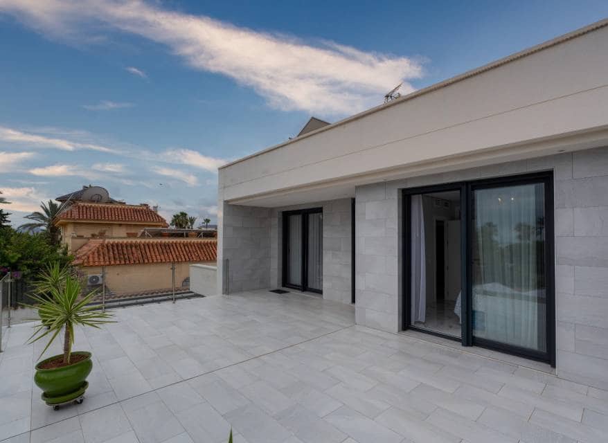 3 quarto Moradia para venda em Los Nietos com piscina garagem - 1 598 000 € (Ref: 10116086)