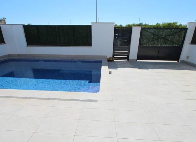 3 chambre Villa/Maison à vendre à Roda Golf, San Javier avec piscine - 449 000 € (Ref: 10116088)