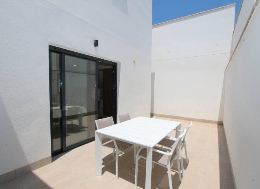Chalet de 3 habitaciones en Roda en venta con piscina - 479.000 € (Ref: 10116088)