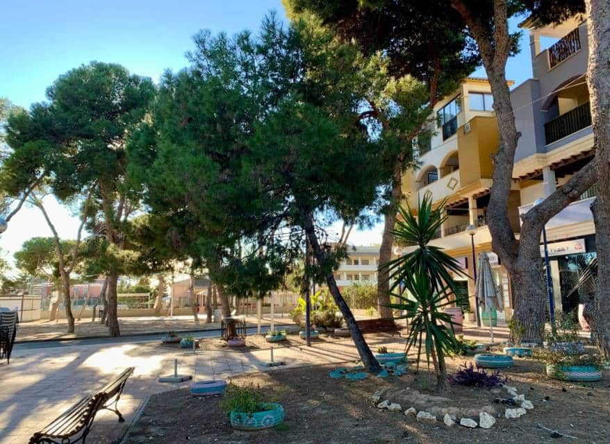 Chalet de 3 habitaciones en Roda en venta con piscina - 479.000 € (Ref: 10116088)