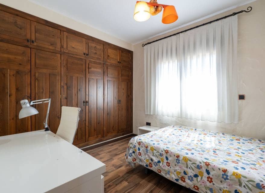 4 slaapkamer Villa te koop in Los Alcazares met zwembad garage - € 935.000 (Ref: 10116090)